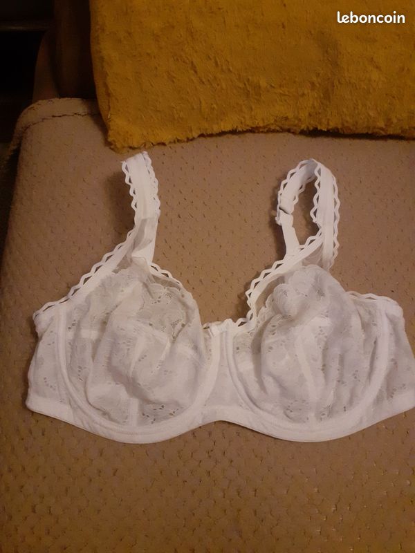 la plus petite taille de soutien gorge