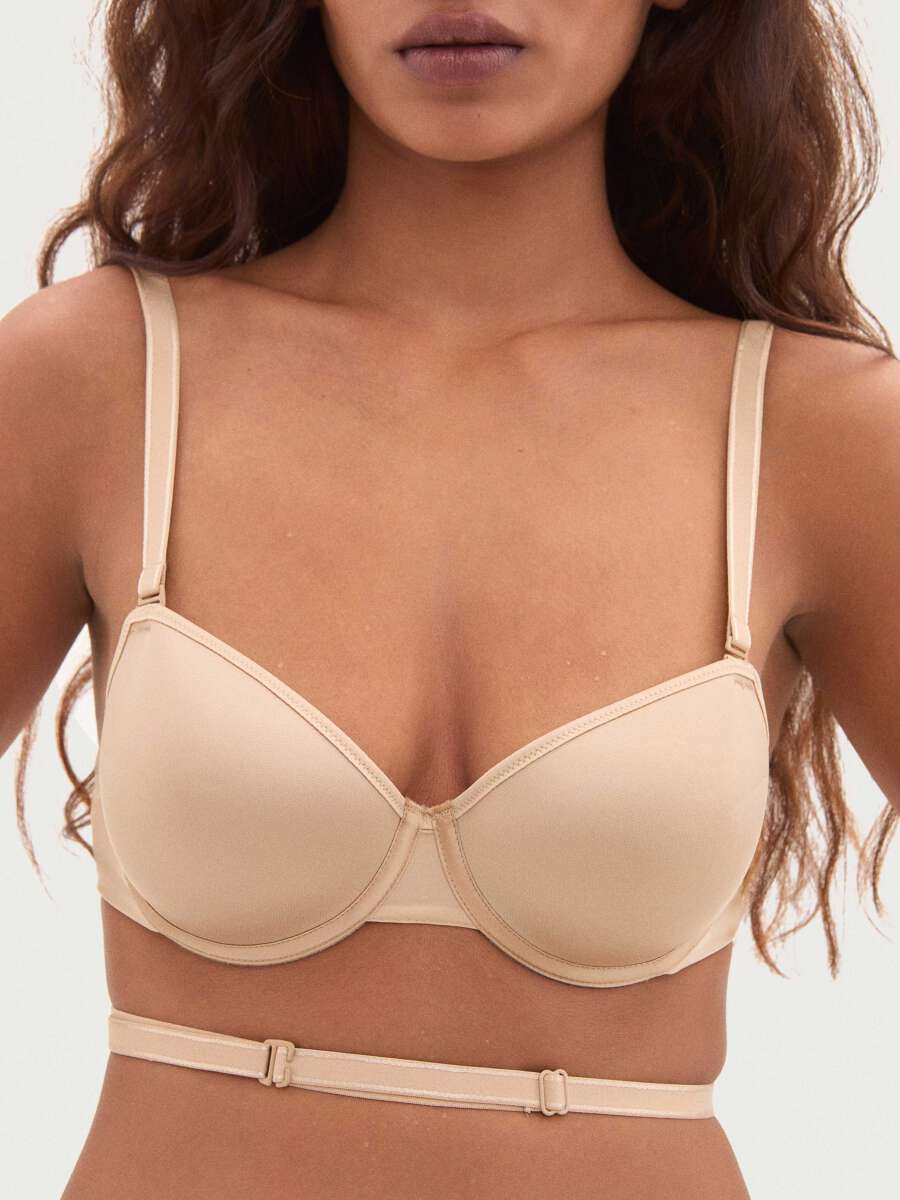soutien gorge nude